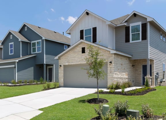 Rivers Edge Apartments 2-Car Attached Garages