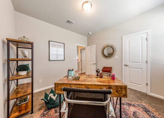 Rivers Edge Apartments Furnished Apartment Interior Three- & Four-Bedroom Homes