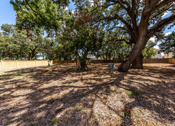Rivers Edge Apartments Dog Park