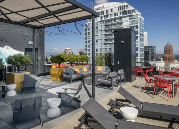 Rooftop Lounge