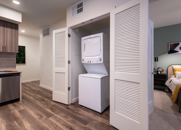 Washers & Dryers
