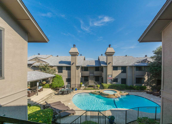 the enclave at homecoming terra vista swimming pool