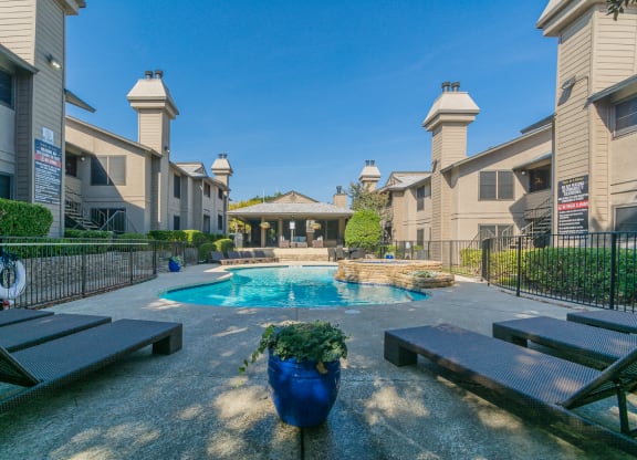 the enclave at homecoming terra vista community pool
