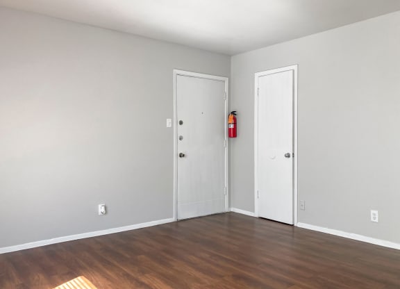 Engineered Wood Flooring at Sunset Heights, San Antonio, 78209