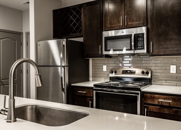Kitchen at Bella Vista Apartments in Fishers, IN 46038
