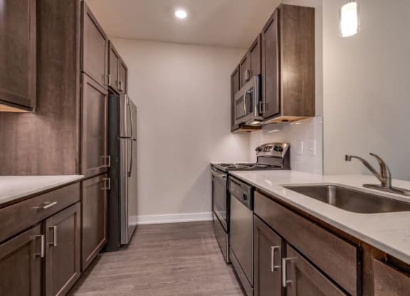 Kitchen (Elite Floor Plan) at Emerald Creek Apartments, Greenville