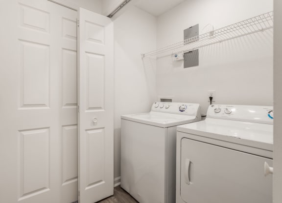 Washer and Dryer at Latitudes Apartments, Indianapolis, IN
