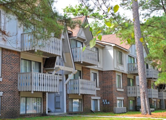 Apartment Building Exterior at Brook Pines, Columbia