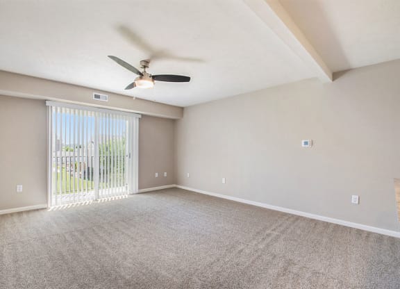 third floor living room with 9' ceiling at Andover Pointe Apartment Homes, NE, 68138
