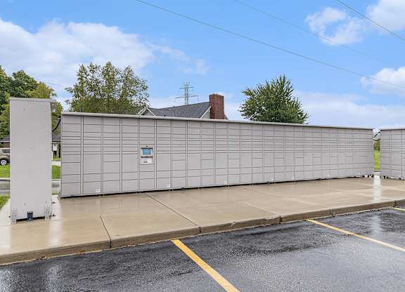 Amazon hub package lockers at Autumn Lakes Apartments and Townhomes, Mishawaka, IN