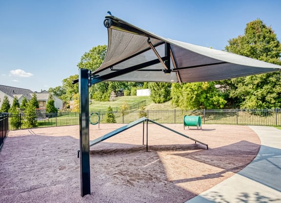 River Crossing Pet Park at River Crossing Apartments, St. Charles, MO, 63303