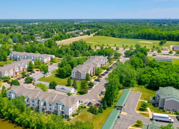 Beautiful Aerial View at Canal 2 Apartments, Lansing