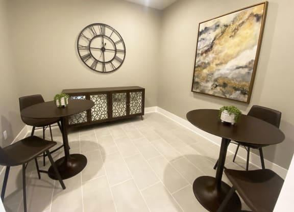 An internet cafe at Chase Creek Apartment Homes, Alabama, 35811