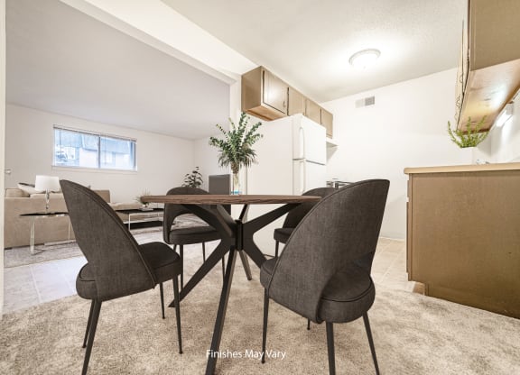 Delphinium Dining at Timberbrook Apartments, Peoria