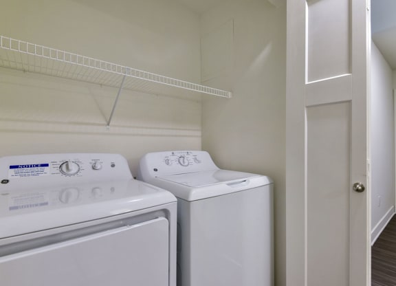 In Home Washer/Dryer at Dodson Pointe Apartment Homes, Rogers, AR, 72758