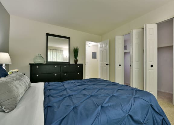 Bedroom at Windemere Apartments, Farmington Hills, Michigan