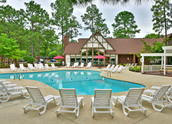 Sparkling Swimming Pool & Sundeck