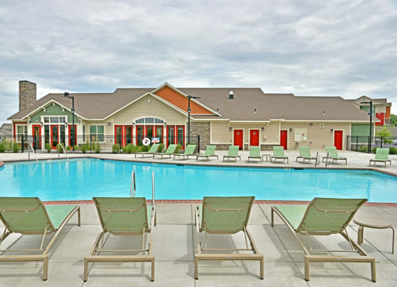 Swimming Pool With Relaxing Sundecks at Badger Canyon, Washington, 99338