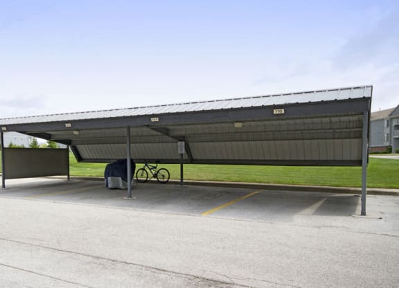 Covered Parking at Dupont Lakes Apartments, Fort Wayne, 46825