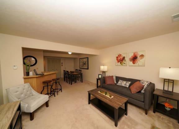 Open Floor Plan at Emerald Park Apartments in Kalamazoo, MI