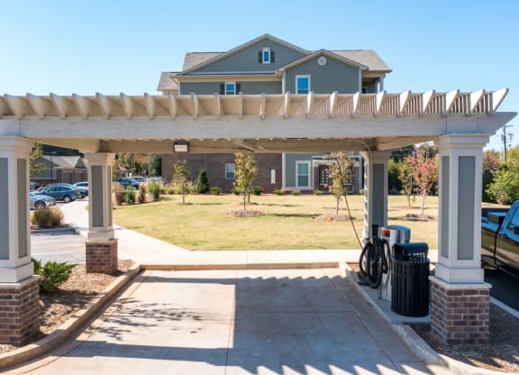Resident-Exclusive Car Wash Bay at Emerald Creek Apartments, Greenville, South Carolina