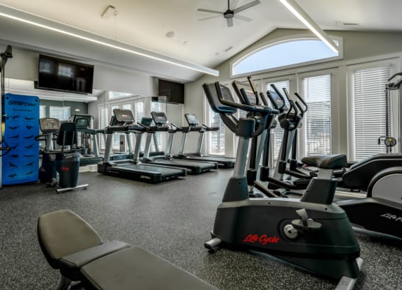 24/7 Fully-Functional Fitness Center at Emerald Creek Apartments, Greenville, 29607