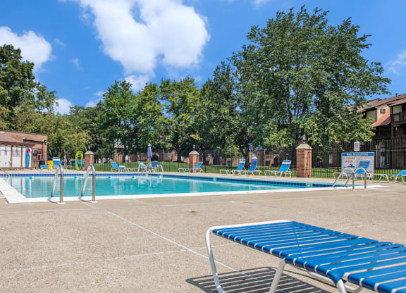 Swimming Pool With Sundeck at Granada Apartments, Michigan