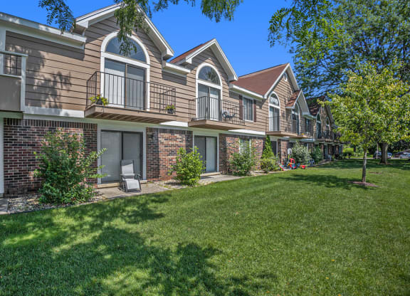 Apartments With Private Balcony at Hampton Lakes Apartments, Walker, Michigan