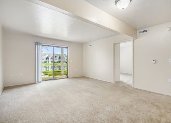 Spacious, Open Floor Plans at Indian Lakes Apartments, Mishawaka