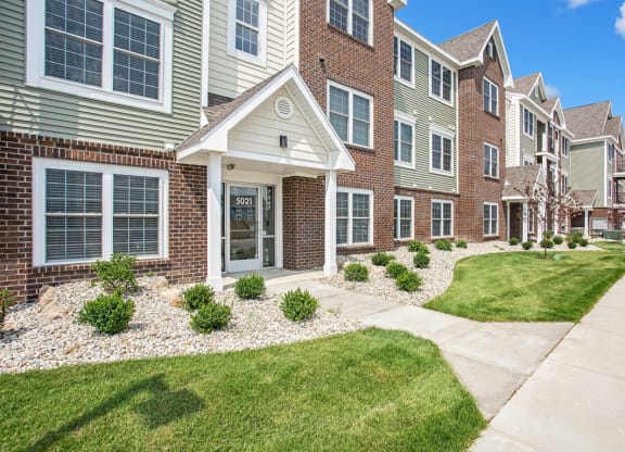 New Apartment Building at Meadowbrooke Apartment Homes in Grand Rapids, MI 49512