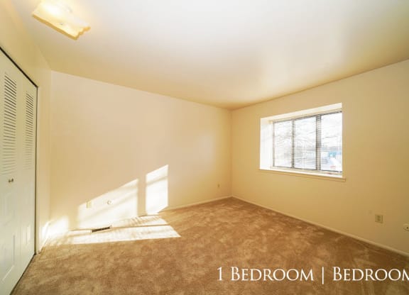 Expansive Windows For Natural Light at Mount Royal Townhomes, Kalamazoo, 49009