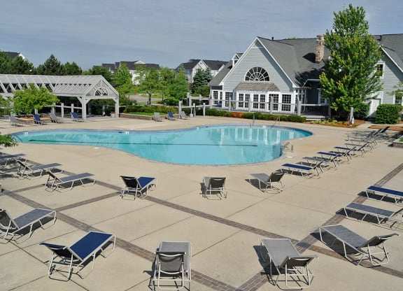 Large Sundeck Area at Portsmouth Apartments, Novi, MI, 48377