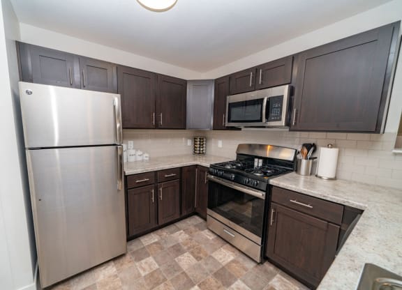 Stainless Steel Appliances at The Reserve at Destination Pointe, Grimes, Iowa