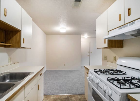 Fully Equipped Kitchen at Seville Apartments, Kalamazoo