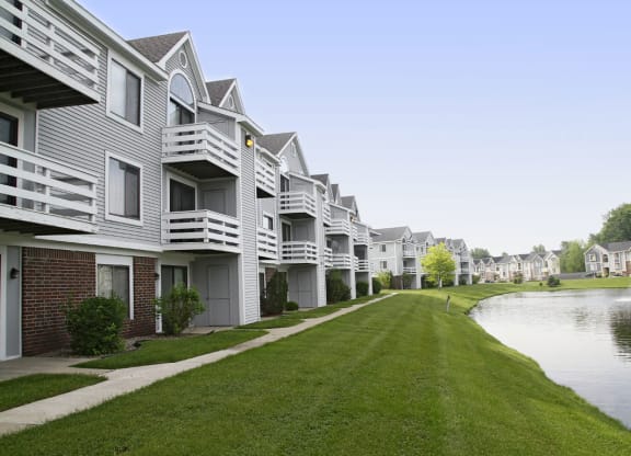 Manicured Lawns and Pond at South Bridge Apartments, Fort Wayne, Indiana