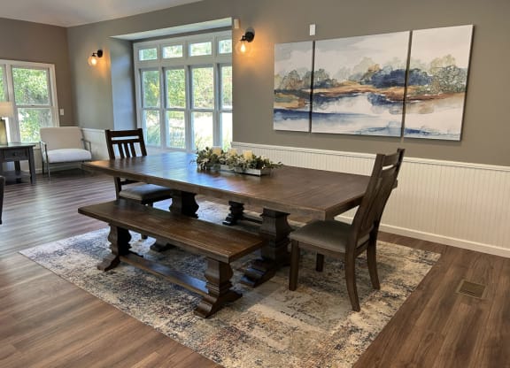 community building dining area at Tall Oaks Apartment Homes in Kalamazoo, MI 49009