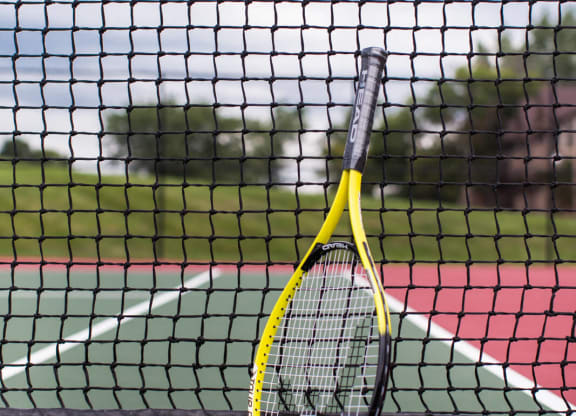 Tennis Court at Bay Pointe Apartments, Indiana