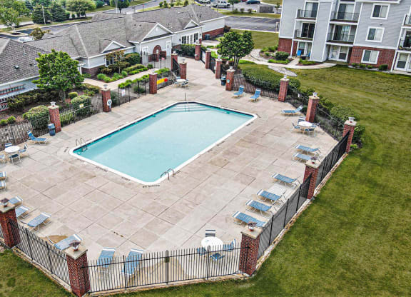 Aerial Pool View at Tracy Creek Apartments, Perrysburg, Ohio