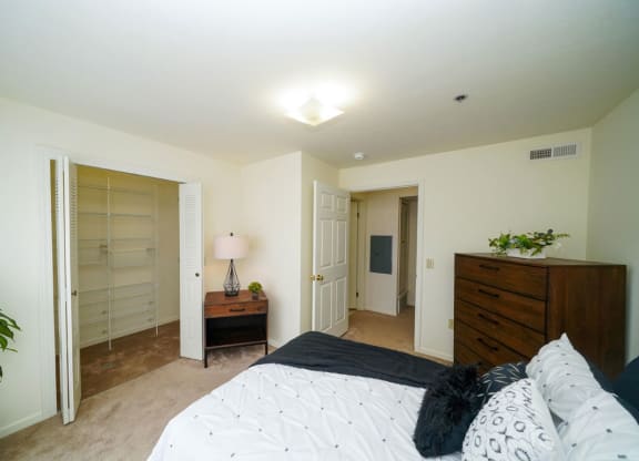 Bedrooms with Large Walk In Closets at Tracy Creek Apartment Homes in Perrysburg, OH