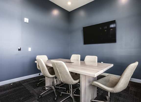 Conference Room With Tv at Upper Vue Flats, Dublin, 43016