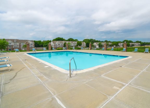Outdoor Swimming Pool at West Hampton Park Apartment Homes, Elkhorn, Nebraska