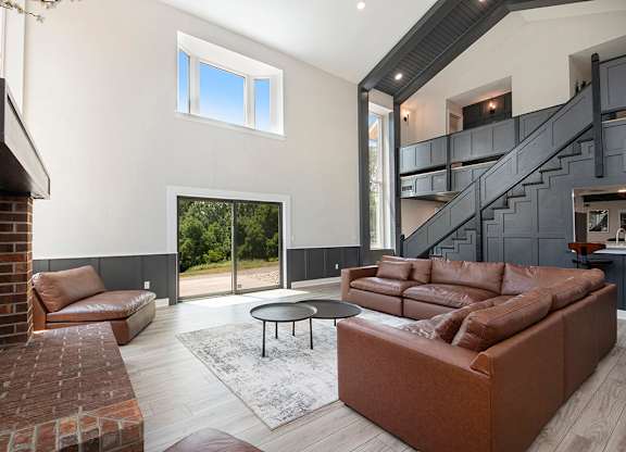 Community building with a high ceiling and wi fi at Wingate Apartments, Kentwood