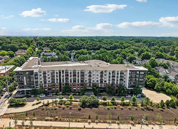 Apartment right in front of the Beltline in Atlanta- 915 Glenwood Apartments. Apartment steps away from the beltline Atlanta.