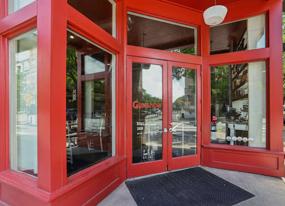 Gunshow- a top rated restaurant