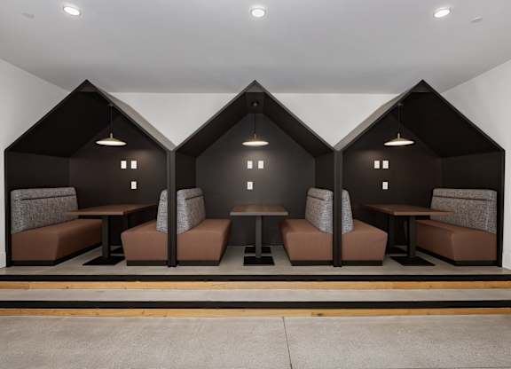the perfect coworking spaces with plug ins available