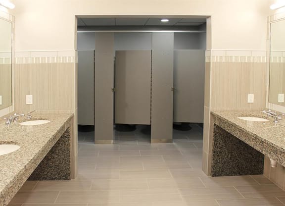 Building Amenities - Locker Room  at Residences at Leader, Cleveland, 44114
