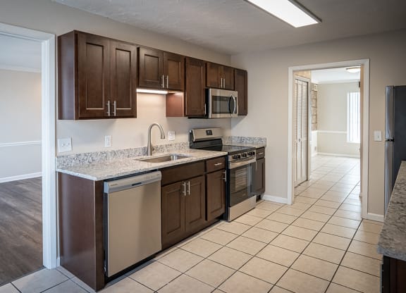 3B2.5B Penthouse #602 - Kitchen