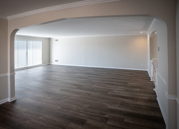 3B2.5B Penthouse #602 - Living Area