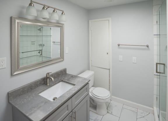 2B2B Penthouse #612 - Bathroom