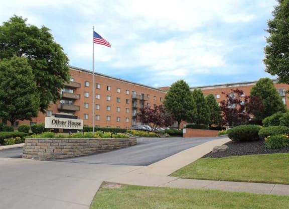 Building Exterior at Oliver House Apartments in Shaker Heights, OH